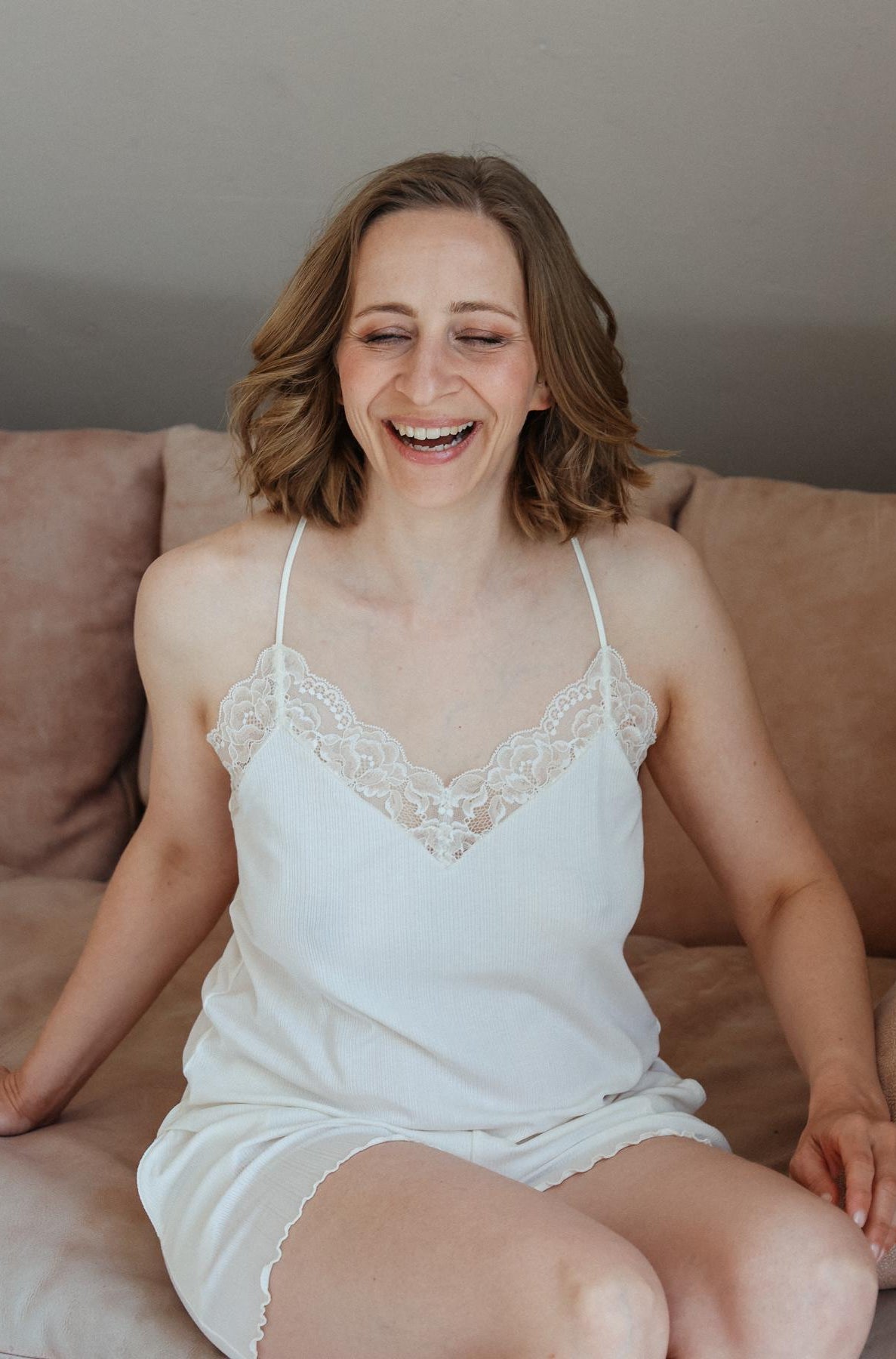 faire Shorts mit Camisole Coco Malou Loungewear weiß