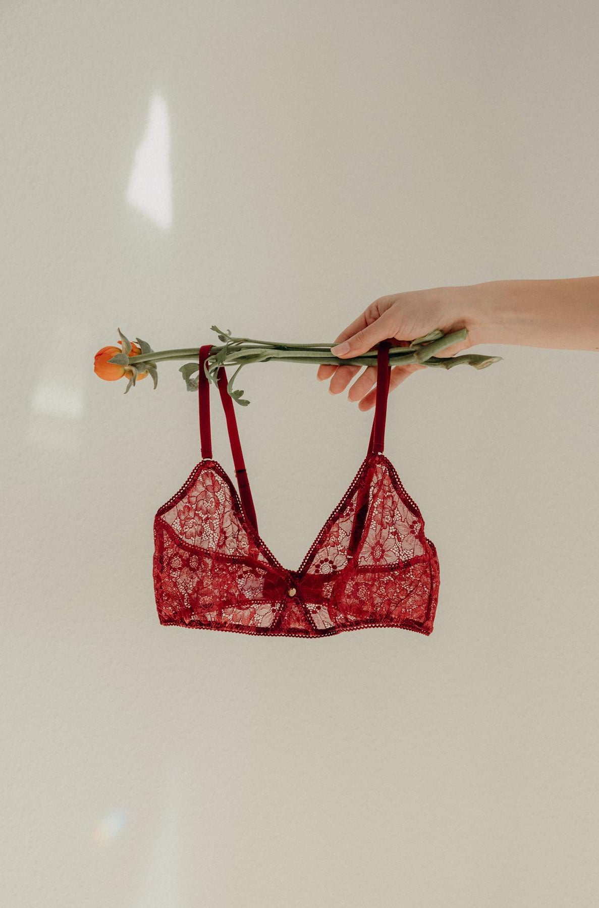 Bralette Blumen Muster rot bügellos zart