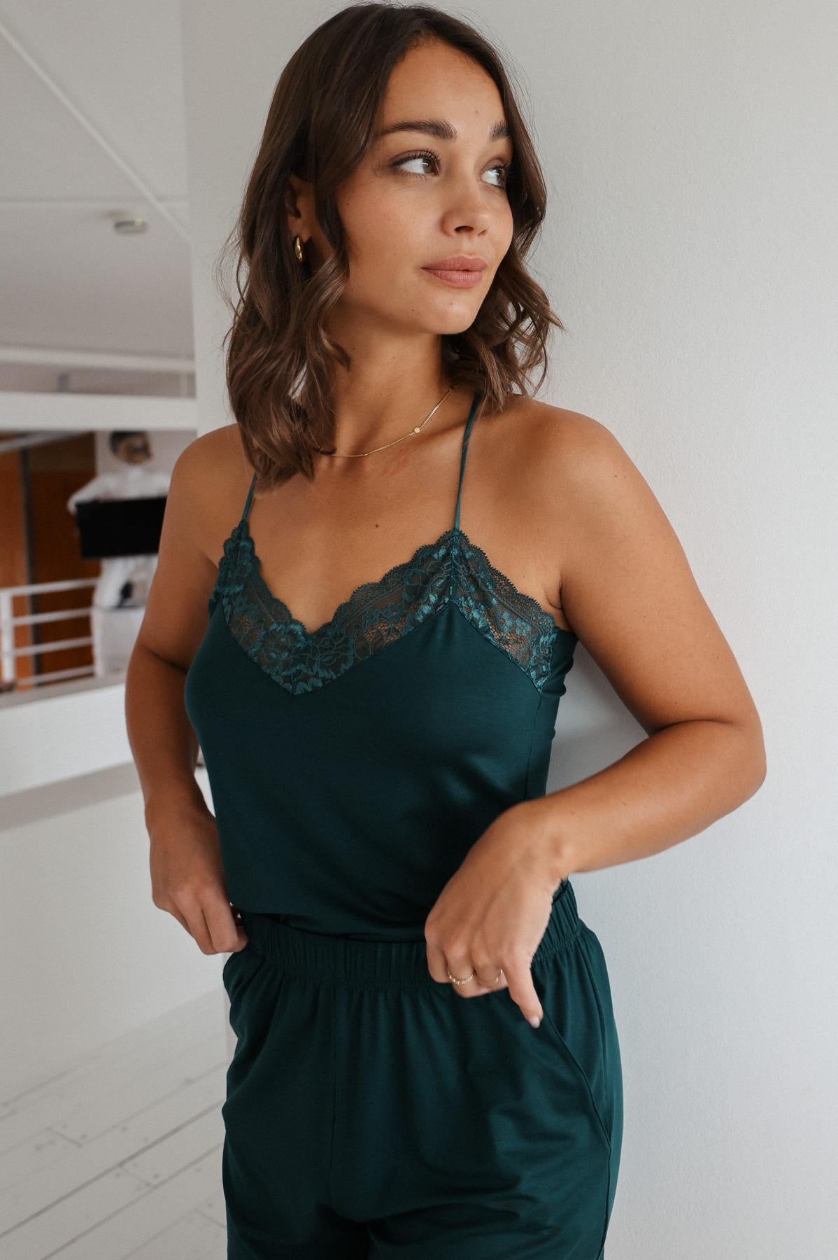 Camisole grün edel zarter Stoff eco fair