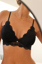 Spitze BH bügellos mit Cups gepaddet und mit Spitze ind schwarz