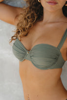 Bügel-Bikini Top gerafft Plissee Bikini khakigrün edel hochwertig nachhaltig